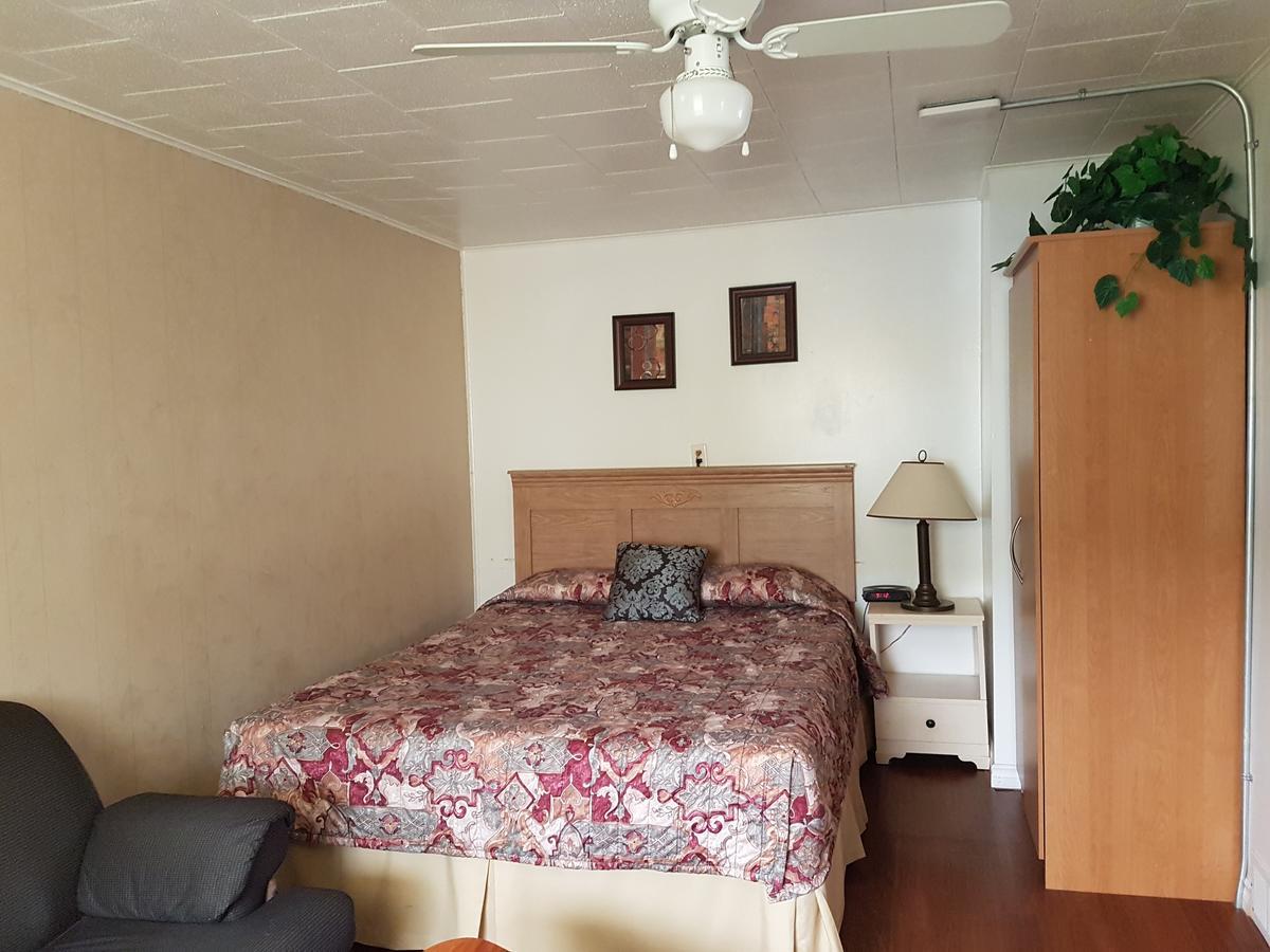 Flamingo Motel Cranbrook Ngoại thất bức ảnh